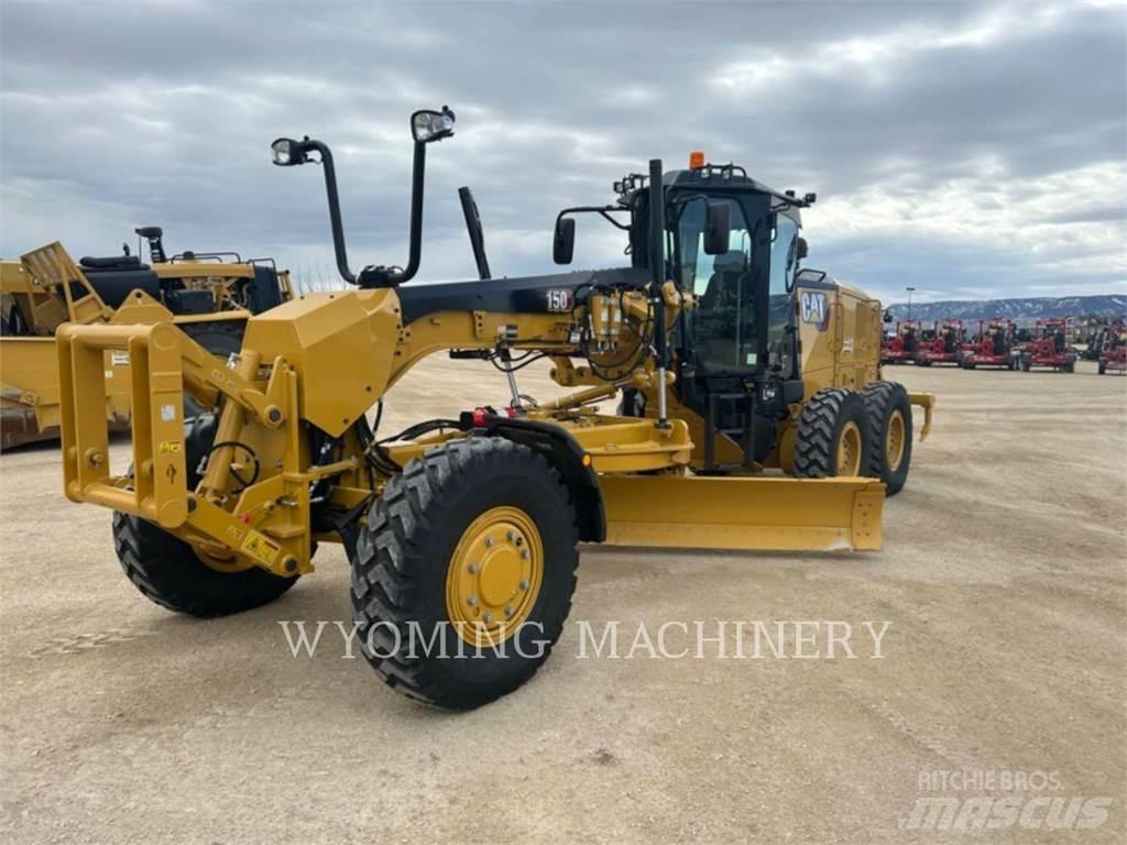 CAT 150 AWD Грейдери