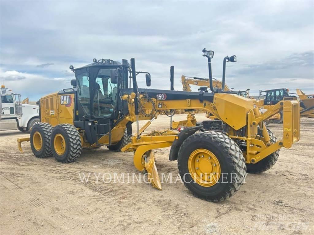 CAT 150 AWD Грейдери