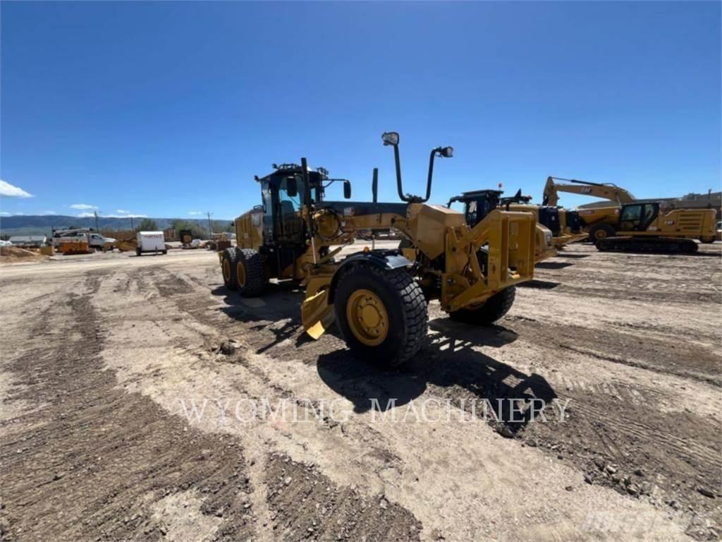 CAT 150 AWD Грейдери