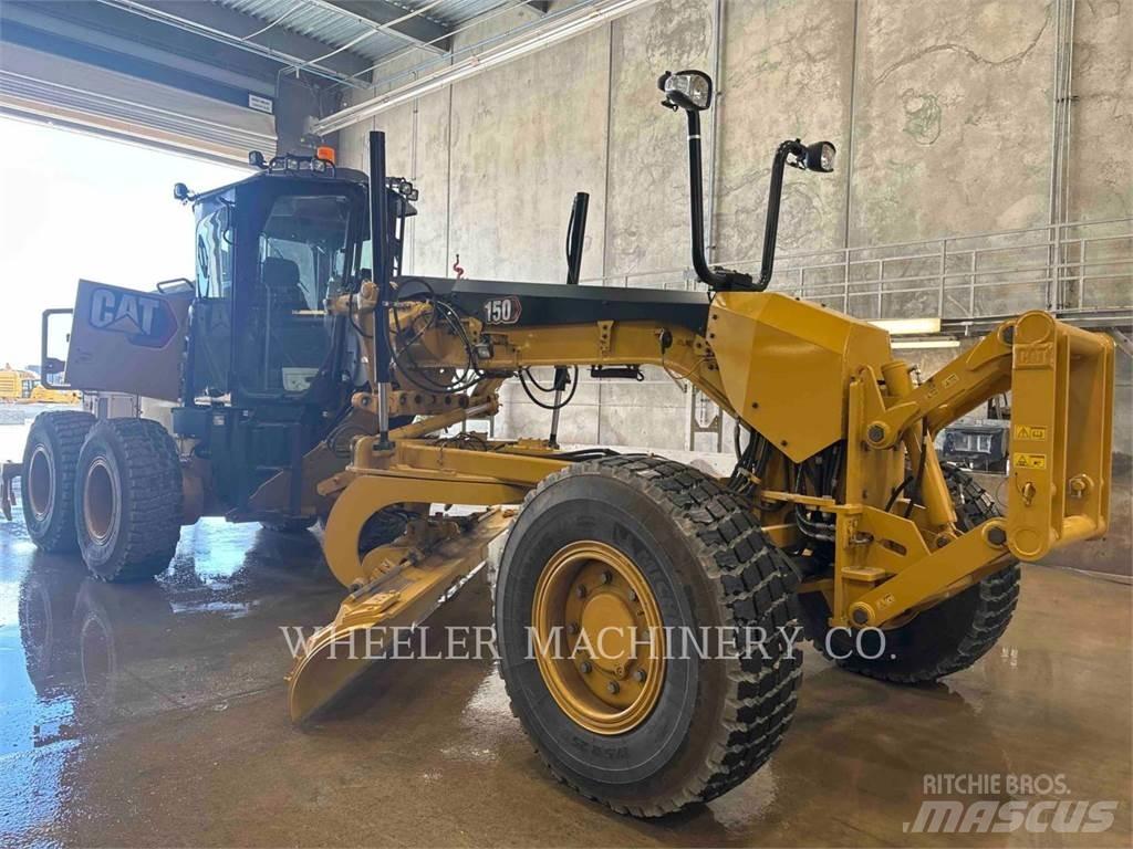 CAT 150 AWD Грейдери