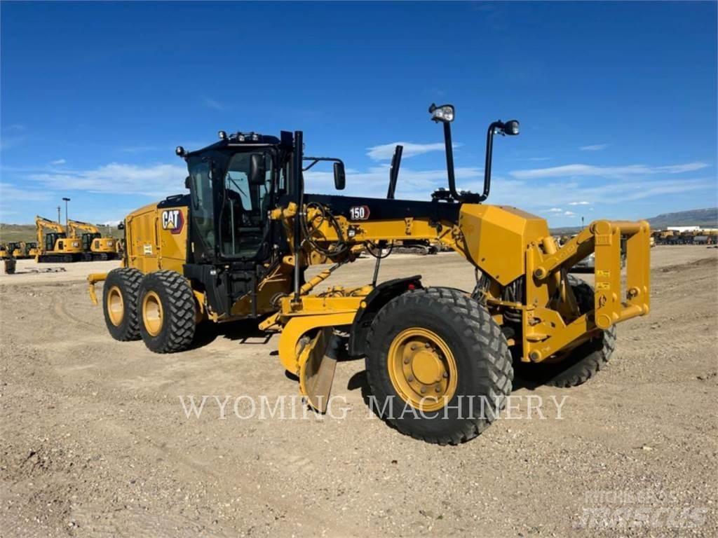 CAT 150 AWD Грейдери