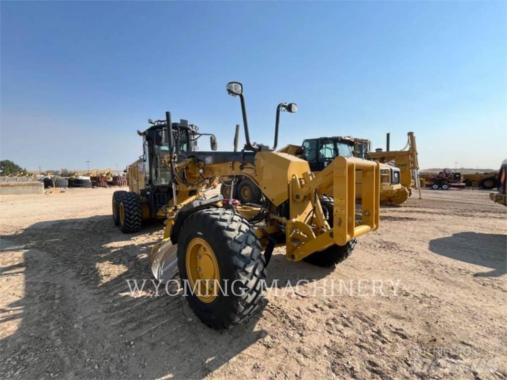 CAT 150 AWD Грейдери