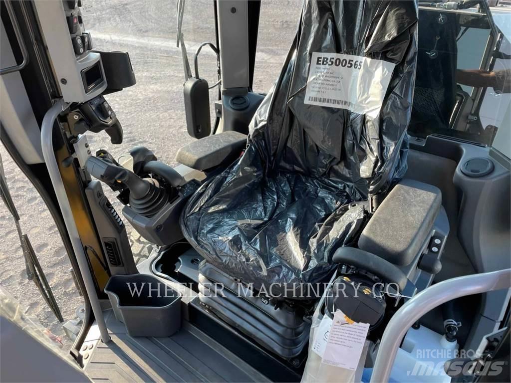 CAT 150 AWD Грейдери