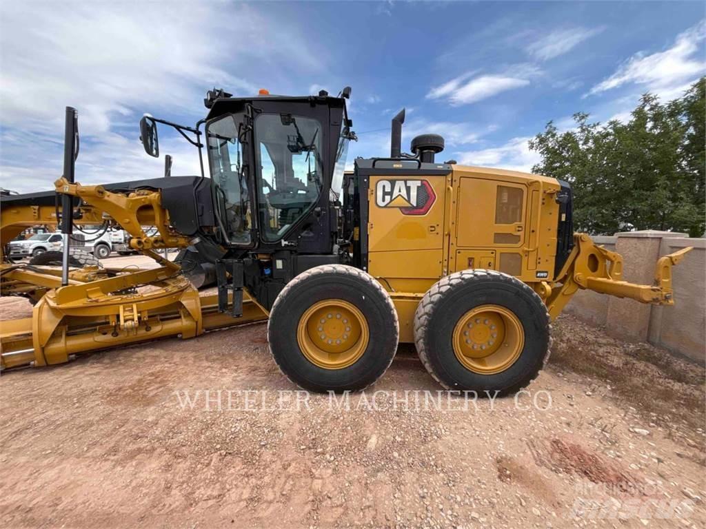 CAT 150 AWD Грейдери