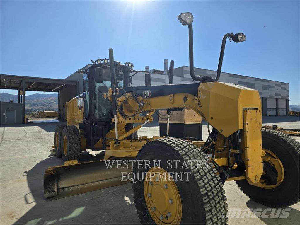 CAT 150 AWD Грейдери