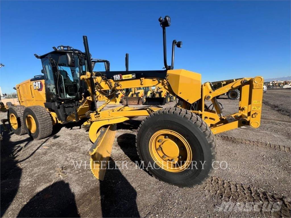 CAT 150 AWD Грейдери