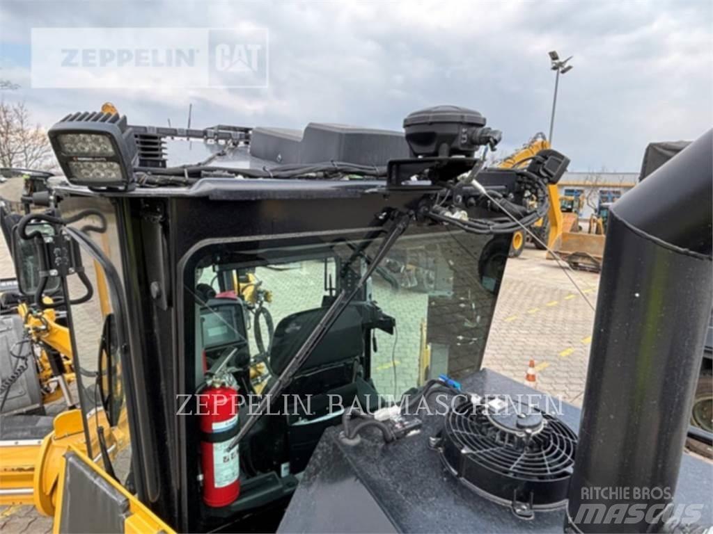 CAT 150JOY Грейдери