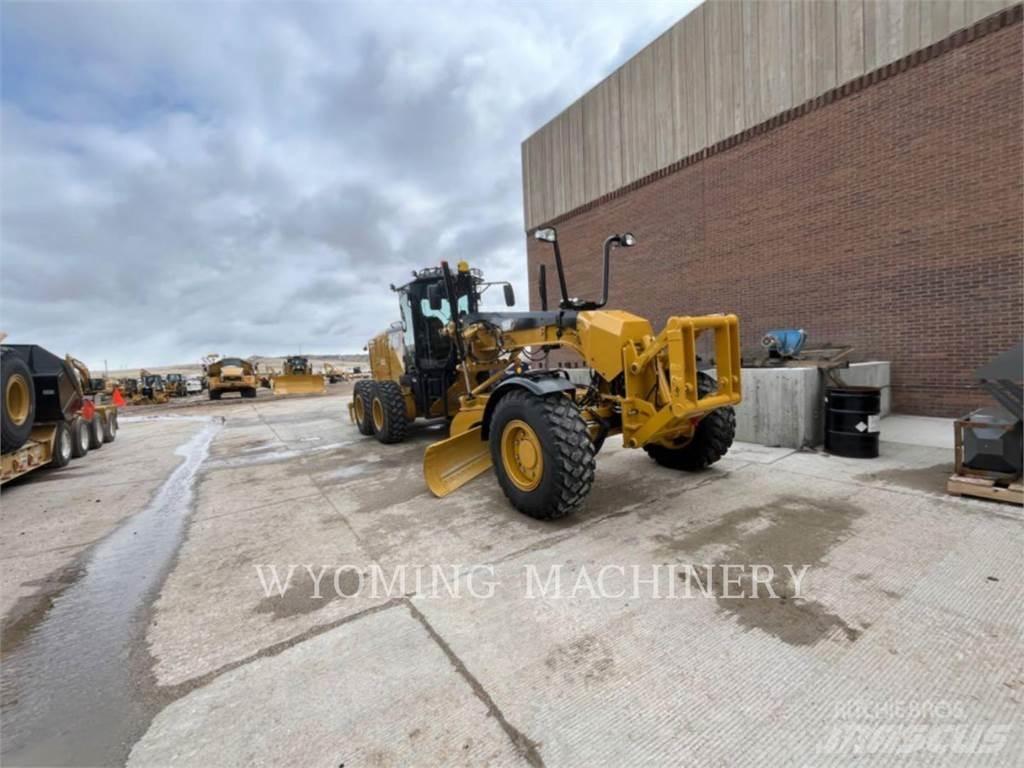 CAT 160 AWD Грейдери