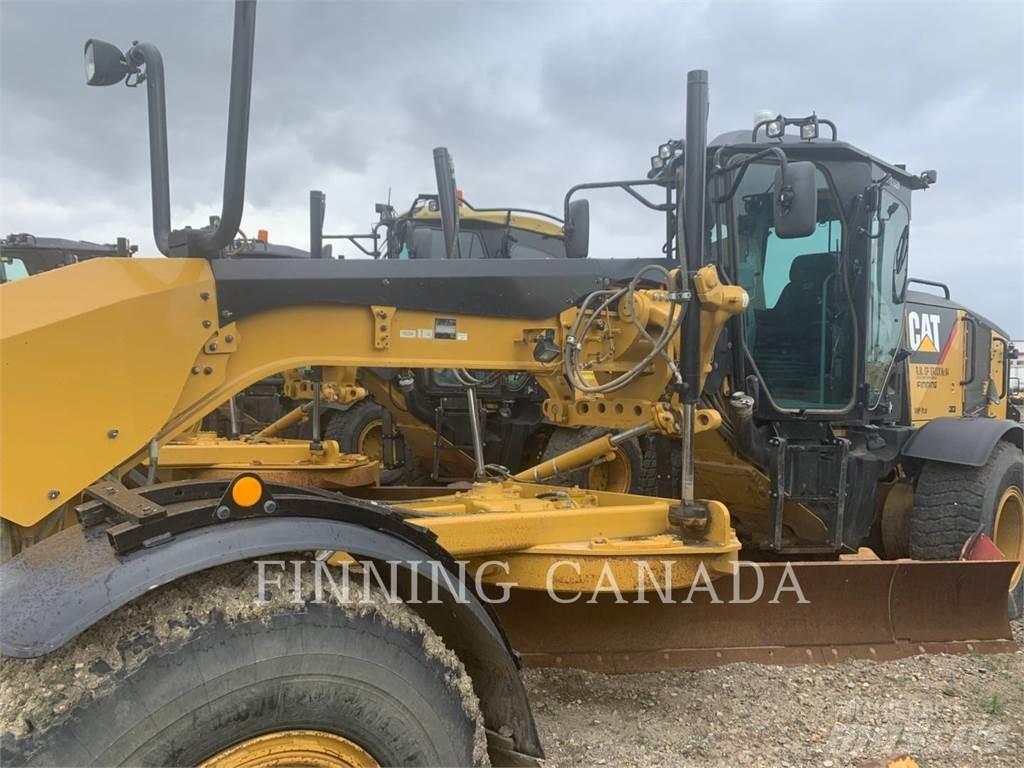 CAT 160M AWD Грейдери