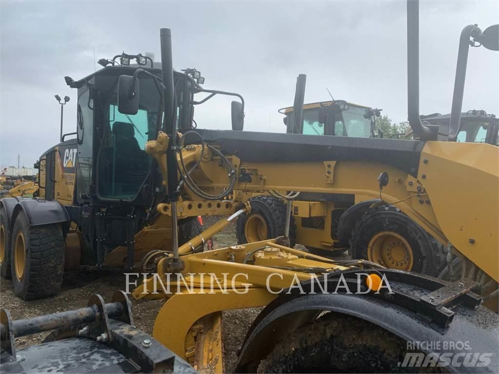 CAT 160M AWD Грейдери