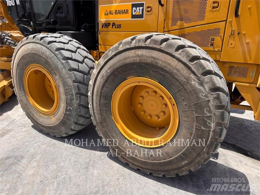 CAT 160M AWD Грейдери