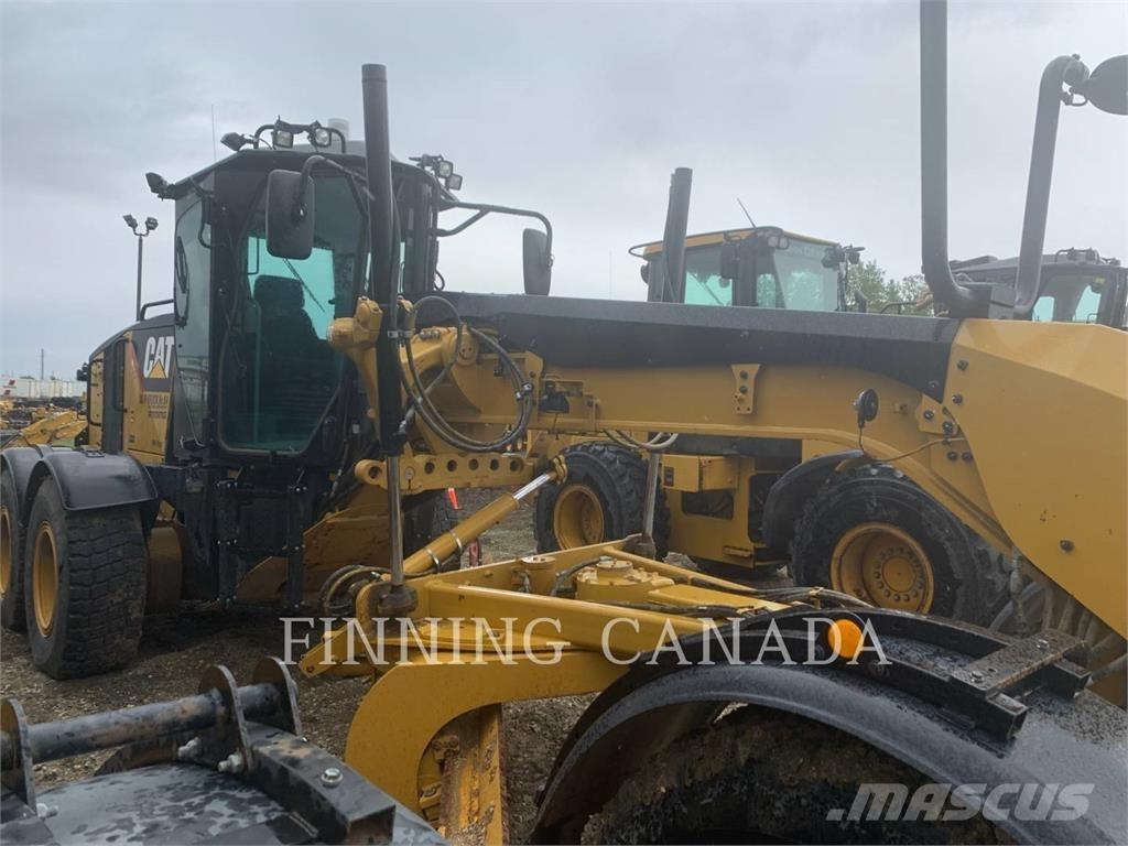 CAT 160M AWD Грейдери