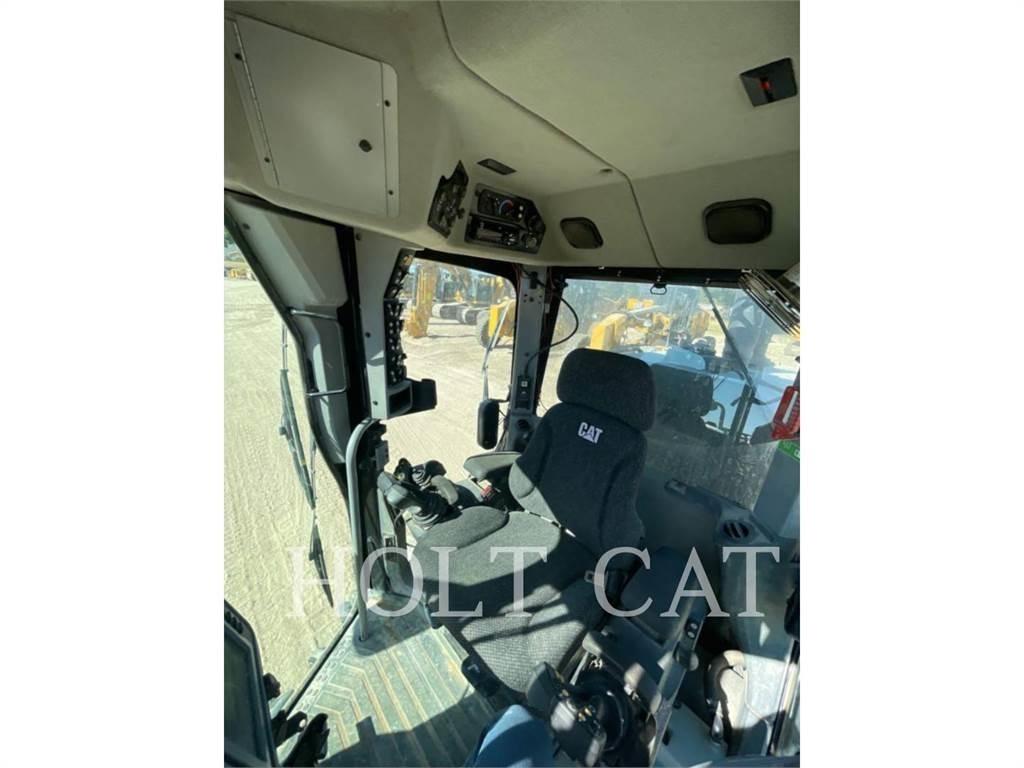 CAT 160M3 Грейдери
