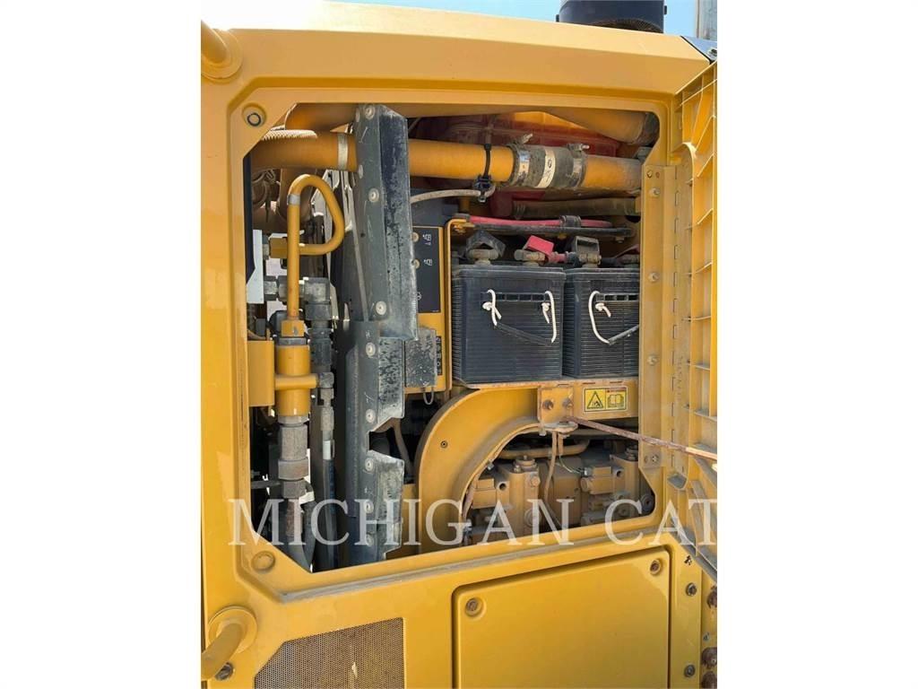 CAT 160M3 AWD Грейдери