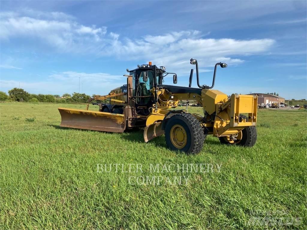 CAT 160M3 AWD Грейдери