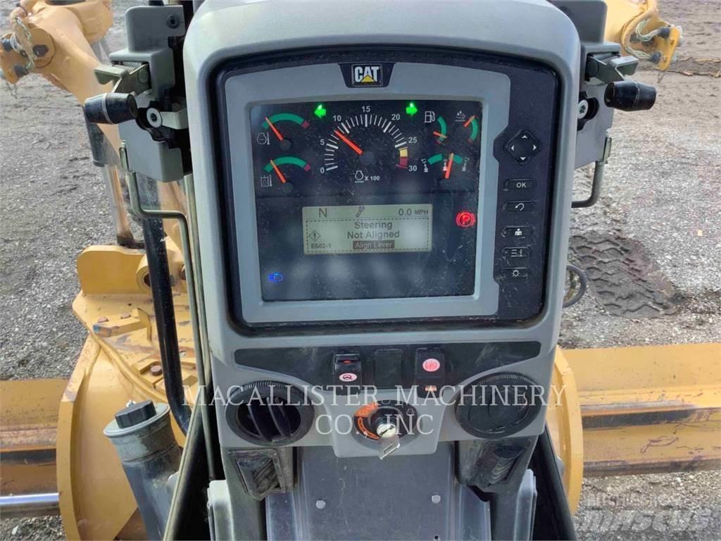 CAT 160M3AWD Грейдери