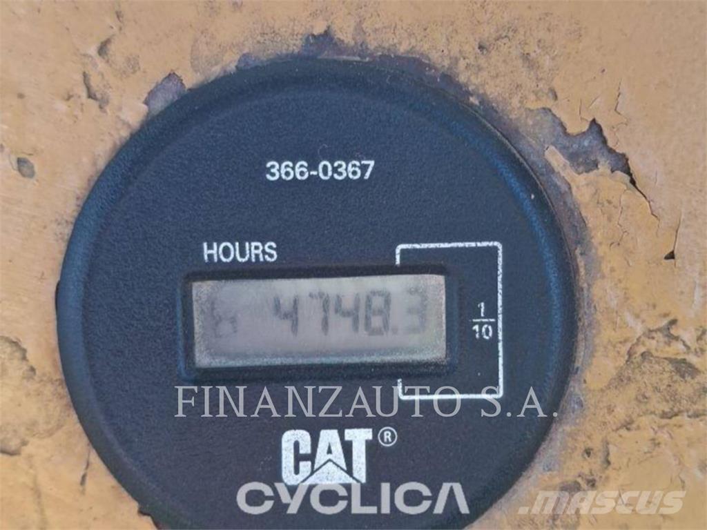 CAT 16G Грейдери