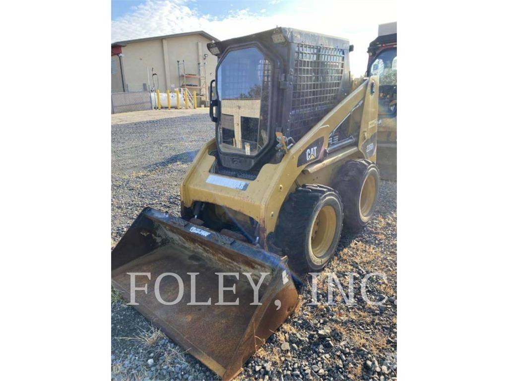 CAT 226B3 Міні-навантажувачі