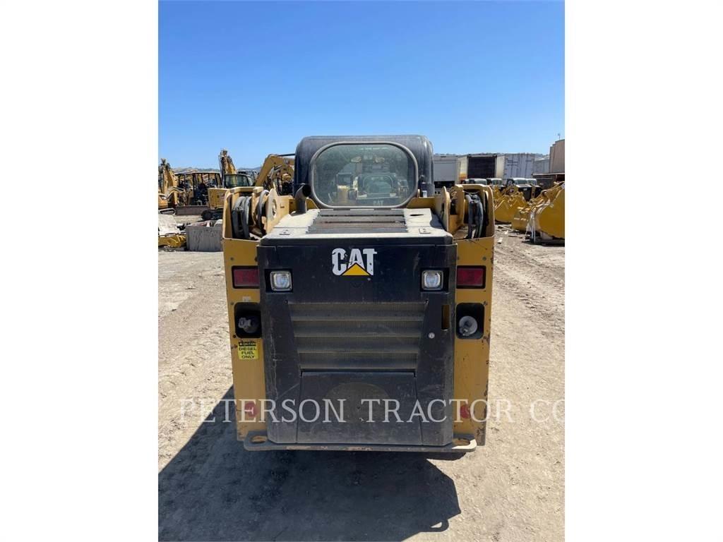 CAT 226D Міні-навантажувачі