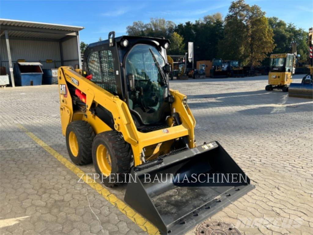 CAT 226D Міні-навантажувачі