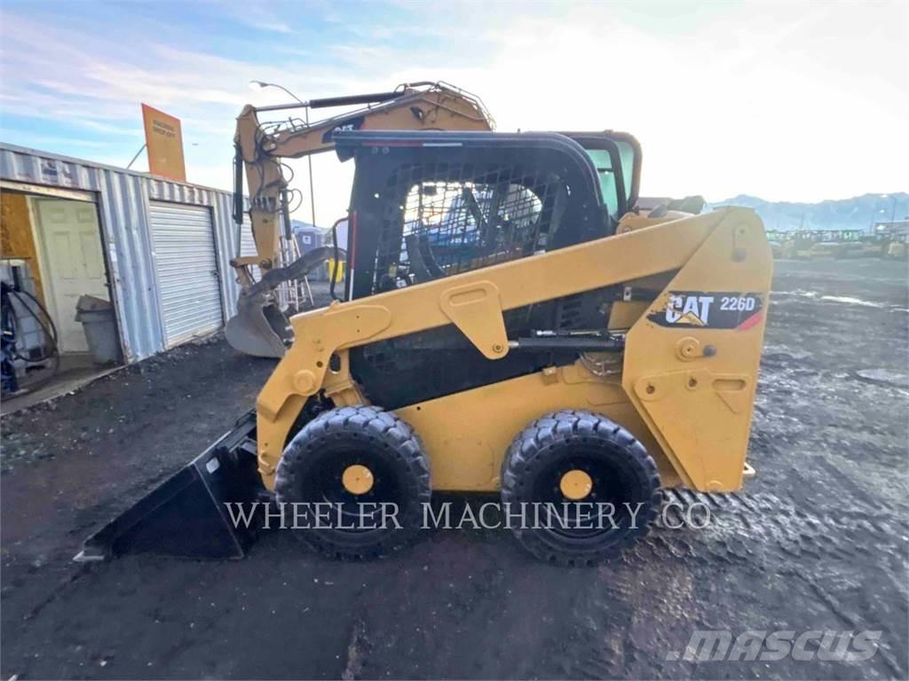 CAT 226D C1-H2 Міні-навантажувачі