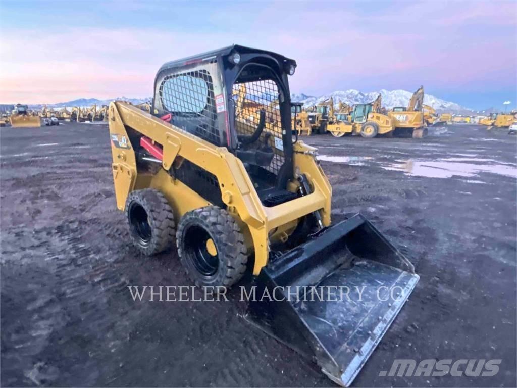 CAT 226D C1-H2 Міні-навантажувачі