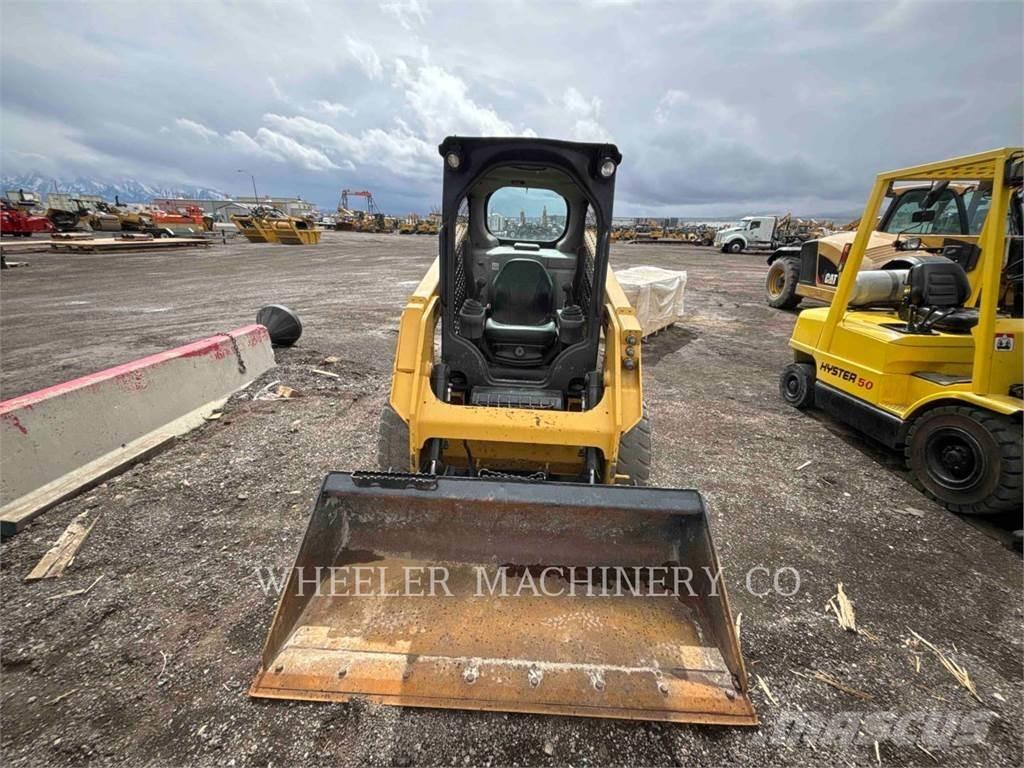 CAT 226D C1-H2 Міні-навантажувачі