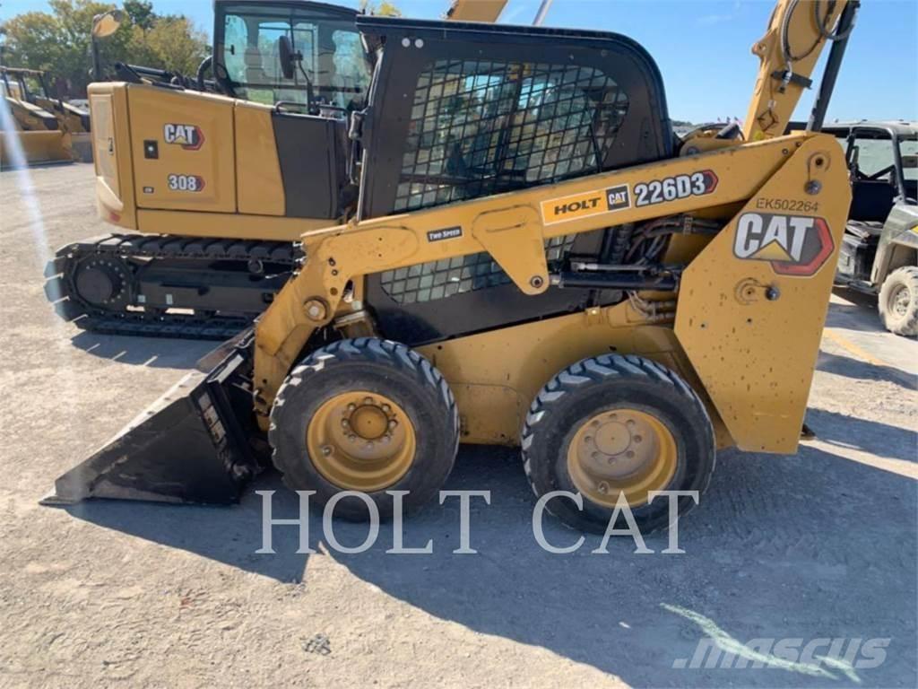 CAT 226D CAB Міні-навантажувачі