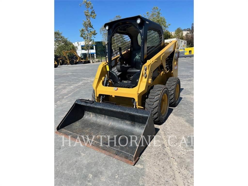 CAT 226D3 Міні-навантажувачі