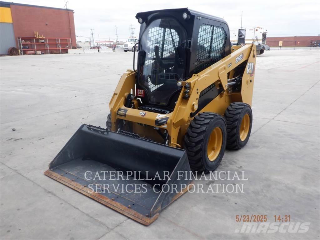 CAT 226D3 Міні-навантажувачі