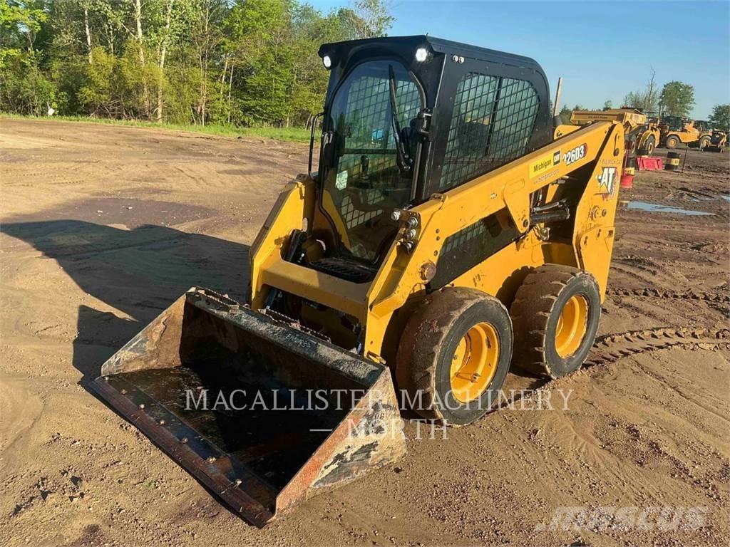 CAT 226D3 AQ Міні-навантажувачі