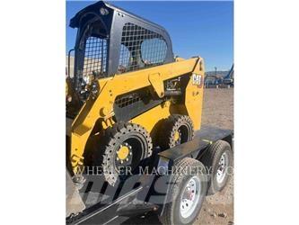 CAT 226D3 C1H2 Міні-навантажувачі