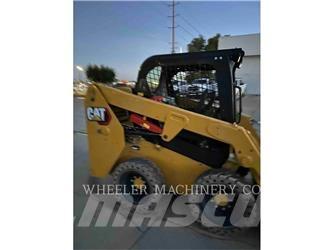 CAT 226D3 C1H2 Міні-навантажувачі