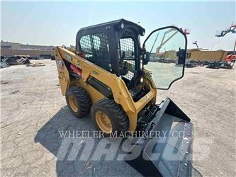 CAT 226D3 C3H2 Міні-навантажувачі