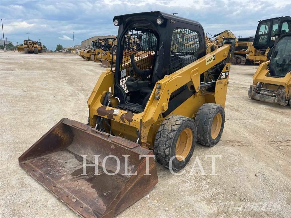CAT 232D Міні-навантажувачі