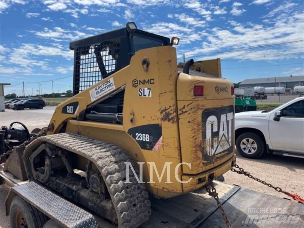 CAT 236B Міні-навантажувачі