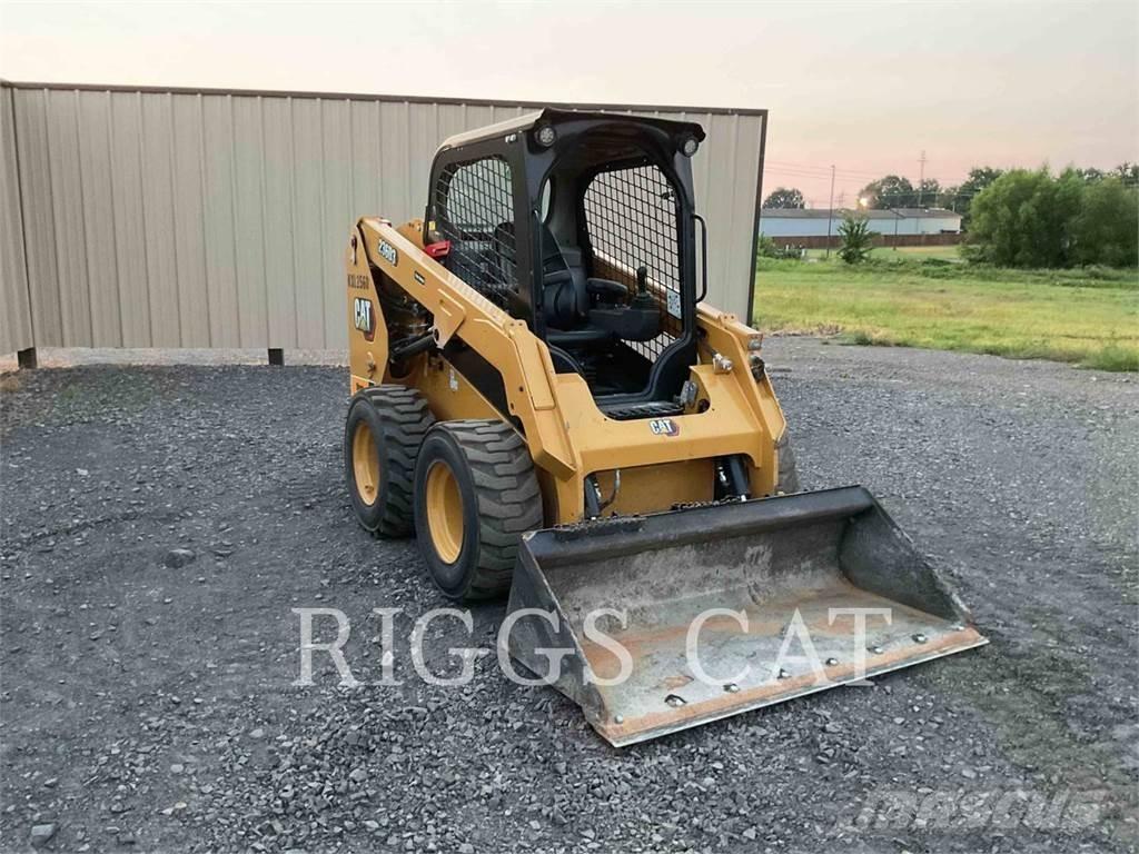 CAT 236D Міні-навантажувачі