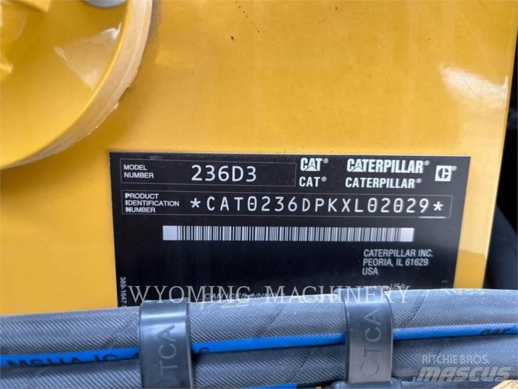 CAT 236D3 Міні-навантажувачі