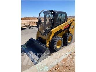 CAT 236D3 Міні-навантажувачі