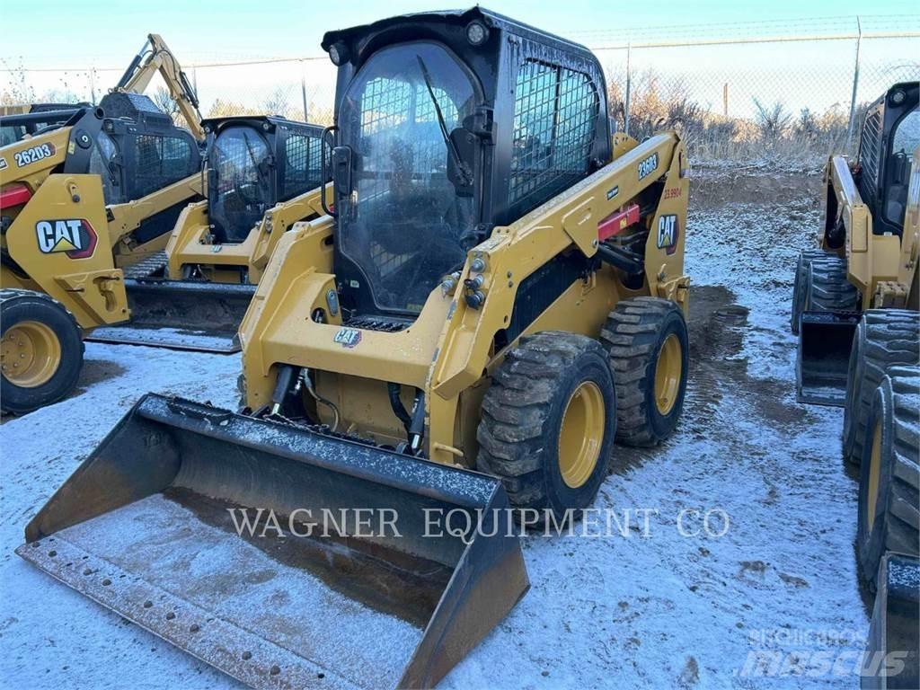 CAT 236D3 Міні-навантажувачі