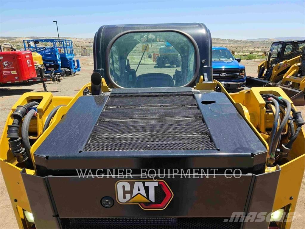 CAT 236D3 Міні-навантажувачі