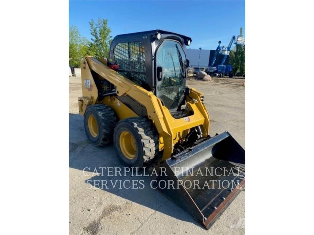 CAT 236D3 Міні-навантажувачі