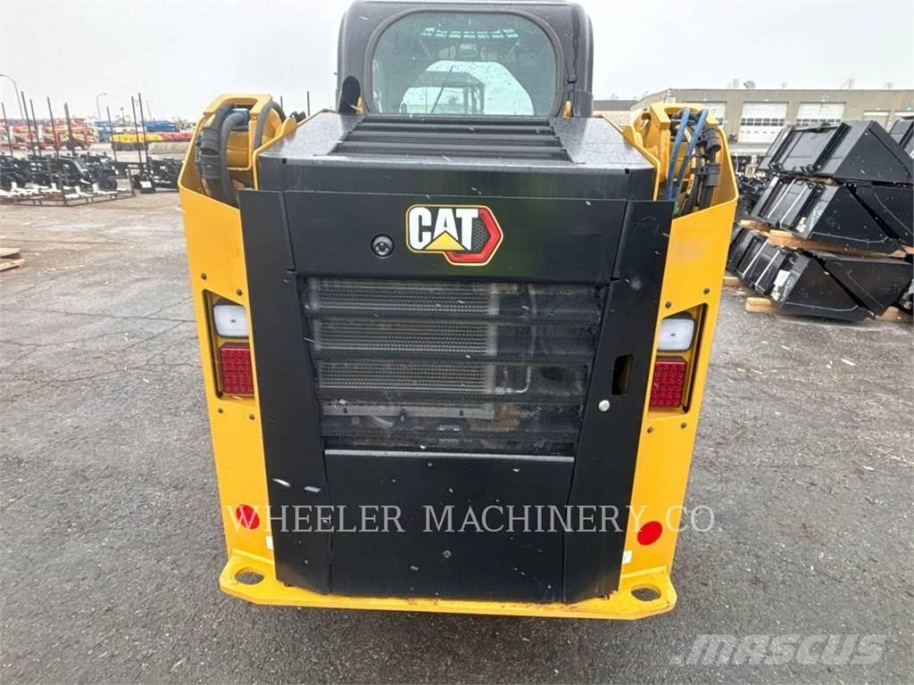 CAT 236D3 C3H2 Міні-навантажувачі
