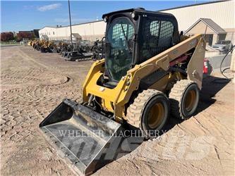 CAT 236D3 C3H2 Міні-навантажувачі