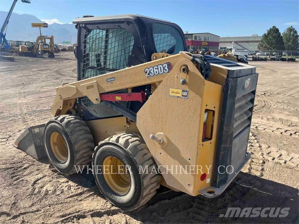 CAT 236D3 C3H2 Міні-навантажувачі