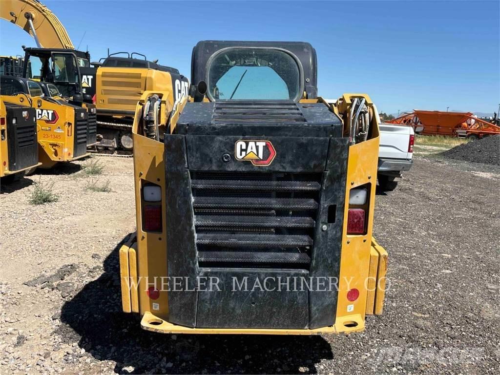 CAT 236D3 C3H2 Міні-навантажувачі