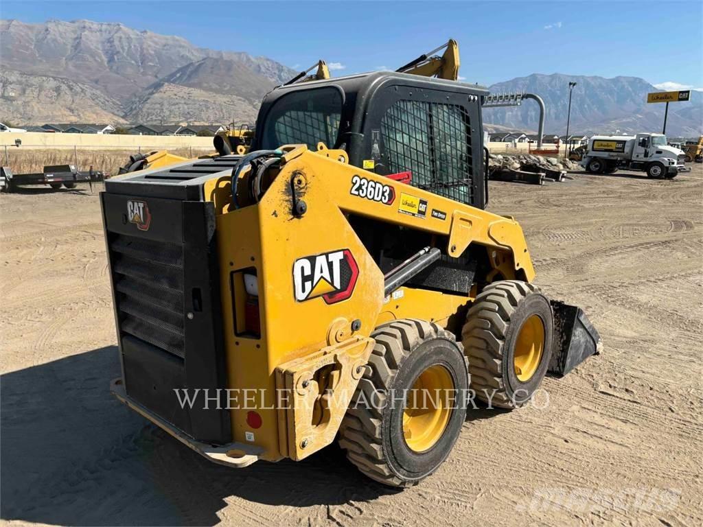 CAT 236D3 C3H2 Міні-навантажувачі