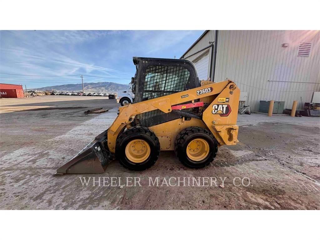 CAT 236D3 C3H2 Міні-навантажувачі