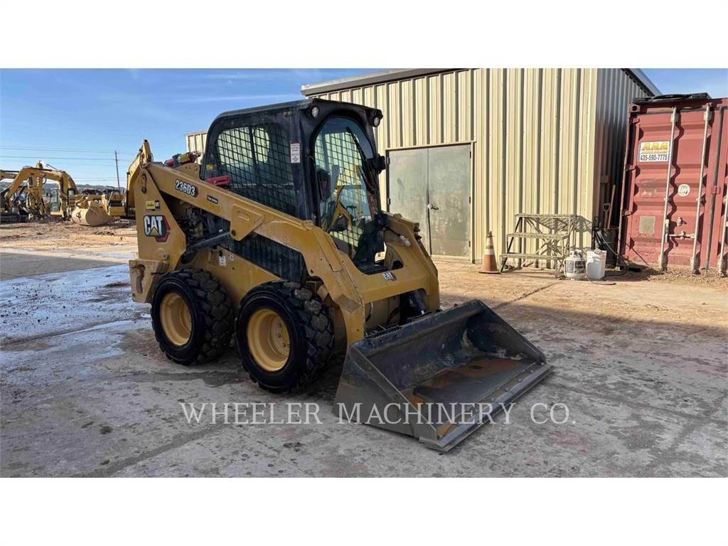 CAT 236D3 C3H2 Міні-навантажувачі