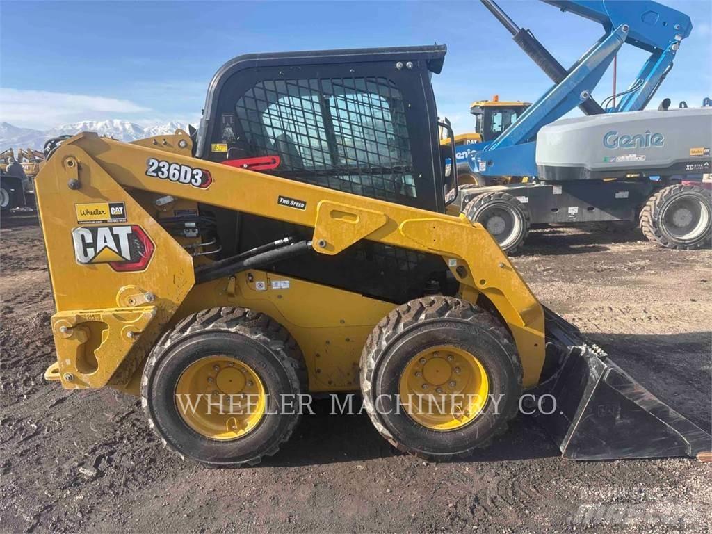 CAT 236D3 C3H2 Міні-навантажувачі